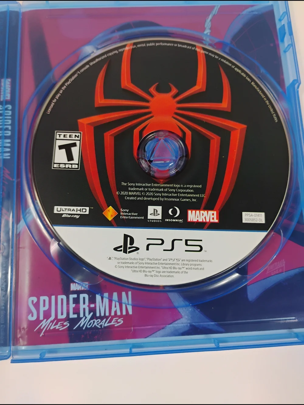 Sony Spider-Man: Miles Morales - Black & Red Cover (PS5)